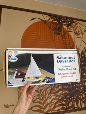 Vintage Midwest Products "The Sakonnet Daysailer" Wood Model Boat Kit #983